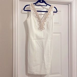 New white Lilly Pulitzer shift dress with gold detail